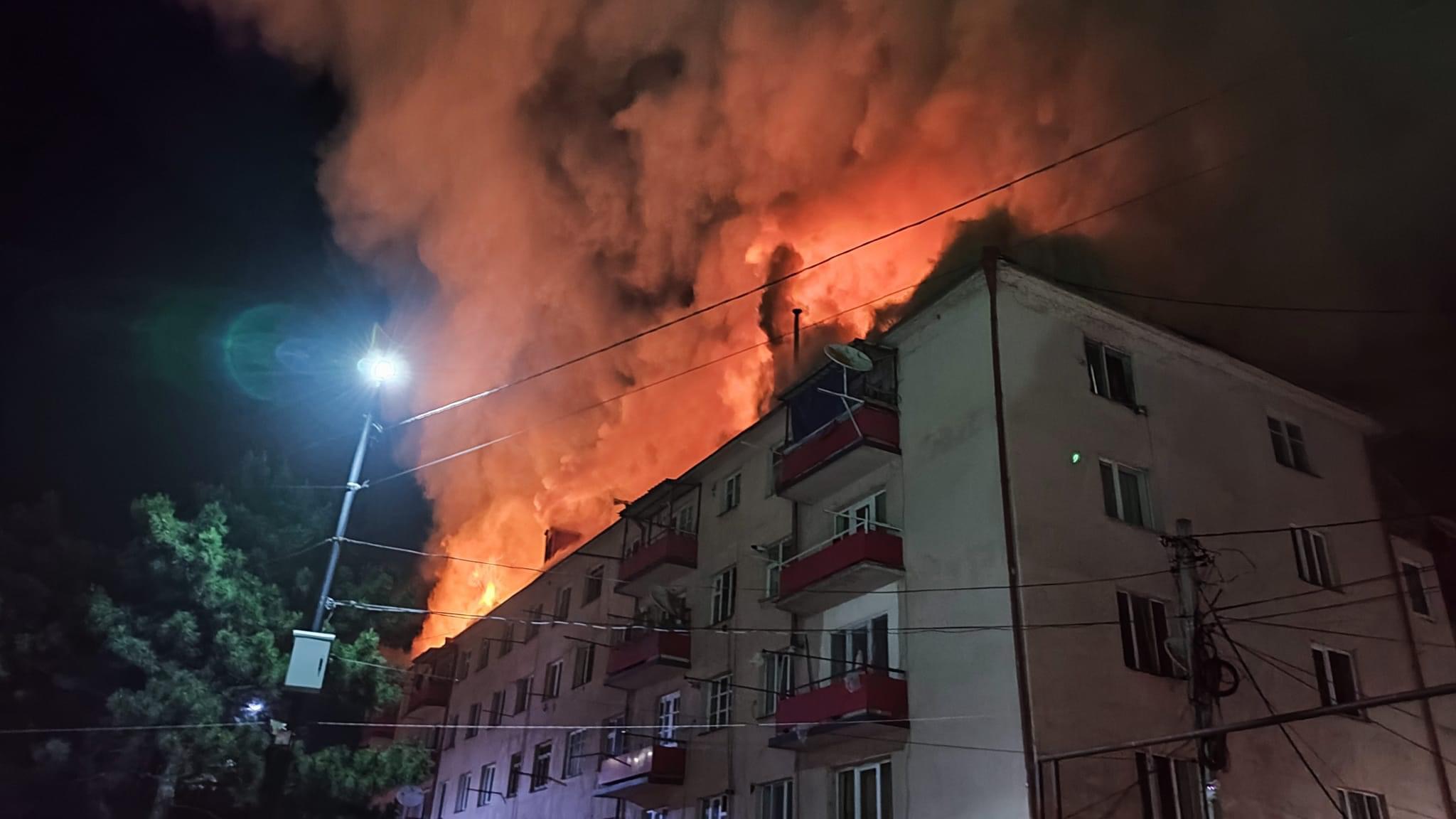 «После пожара» – жилой дом по адресу Тамарашвили 25
