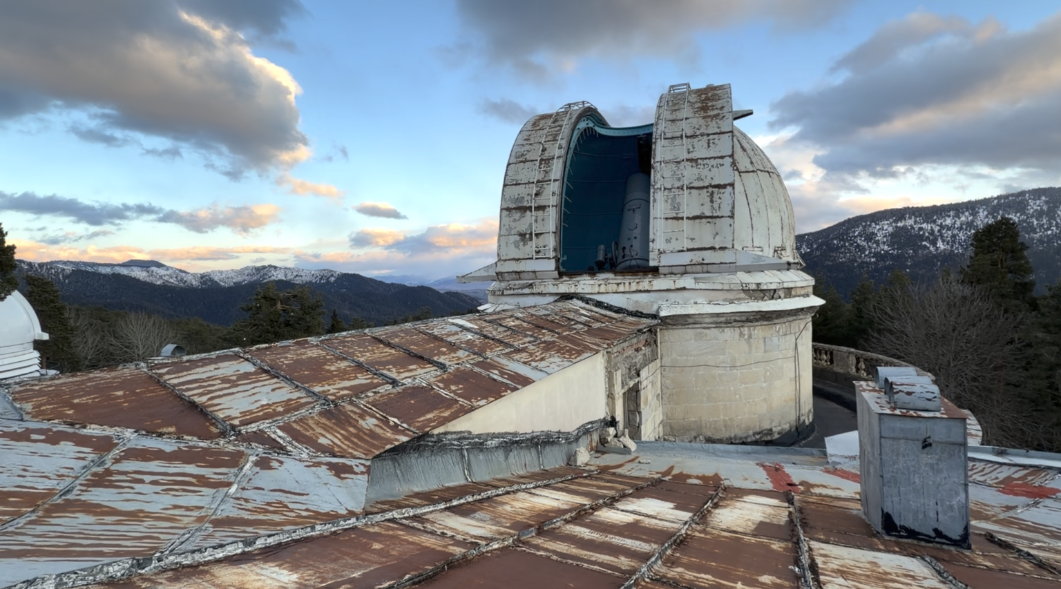 Այսօրվանից Աբասթումանի երկինքը փակ կլինի ինքնաթիռների համար-Վրաստանի կառավարության որոշում